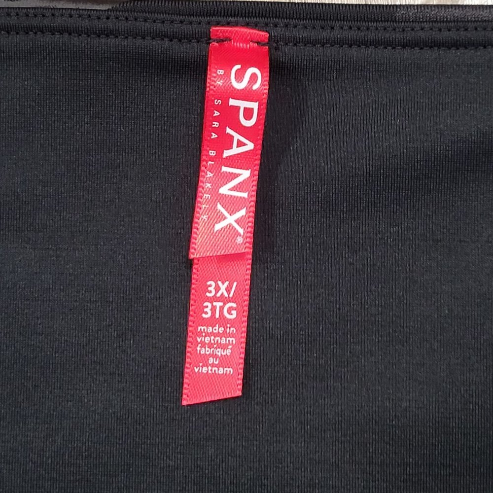 NWT Spanx Shape Camo Leggings - Picture 3 of 3